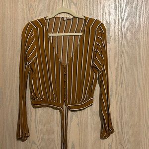 Long sleeve crop top